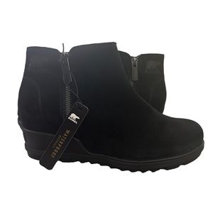 NWT Sorel Evie Zip Wedge Bootie Black Size 8